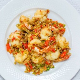 กุ้งผัดพริกเกลือ Shrimp fried with chili&salt