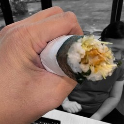 มากิยาวไส้หมุทอด