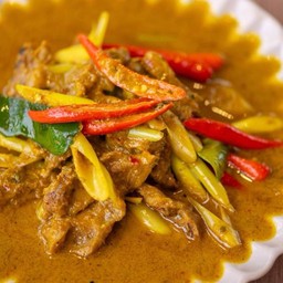 แกงระแวงหมูย่าง
