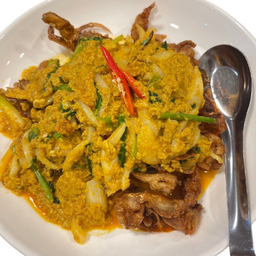 ปูนิ่มผัดผงกะหรี่