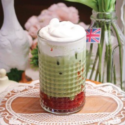 มัทฉะ สตรอเบอร์รี่