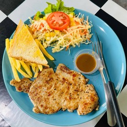 สเต็กหมูพริกไทยดำ