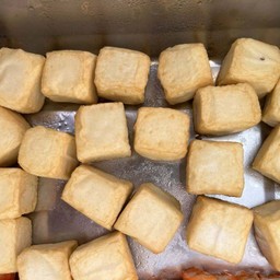 เต้าหู้ปลา (100 กรัม)