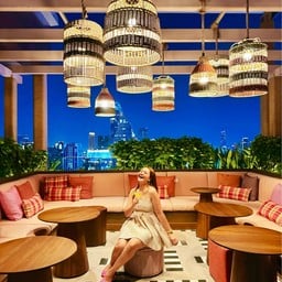 Moxy Bangkok Ratchaprasong (ม็อกซี่ แบงคอก ราชประสงค์)