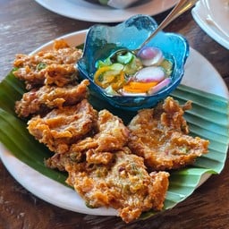 บ้านเพลินวิว