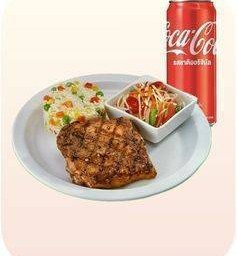 [อร่อยซ่ากับโค้ก] ไก่สไปซี่ส้มตำ+ ข้าวผัดเนย+โค้กกระป๋อง