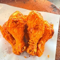 ร้านไก่ทอดหาดใหญ่ หน้าเซเว่นหน้าหมูบ้านลัลลี่วิลล์