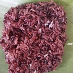 หมูทอดกระเทียมพริกไทยดํา ตลาดสระแก้วลพบุรี