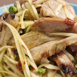 ตำหมูตกครก (ทางร้านไม่แยกเส้น/น้ำตำ/อื่นๆ)