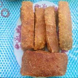 ชามเก่า จานด่วน บึงยี่โถ