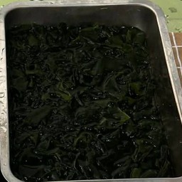 สาหร่ายวากาเมะ (100 กรัม)