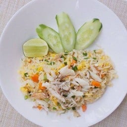 ข้าวผัดปูทะเล