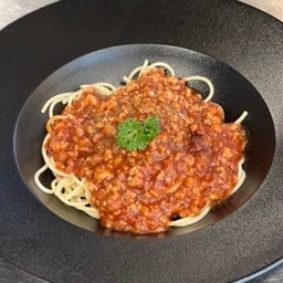 สปาเก็ตตี้โบโลเนส (หมู)