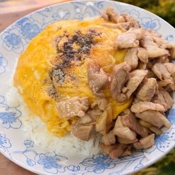 สากะเพราไข่ข้น-ครัวหลังบ้าน