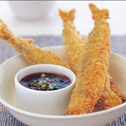 ปลาไข่ชุปเกล็ดขนมปัง