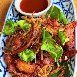 เนื้อทอดตะไคร้