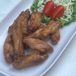 ปีกไก่ทอดน้ำปลา