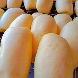 หมั่นโถวฟักทองแบบนึ่ง+นมข้น