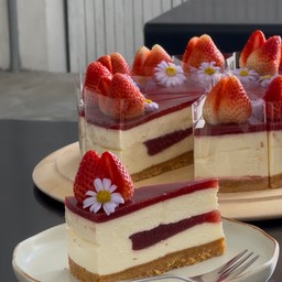 สตอเบอรี่ชีสพาย