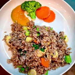 ข้าวผักผักรวม / Veg Fried Brown Rice