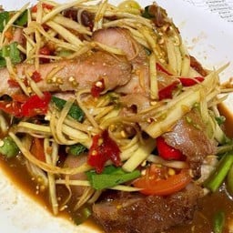 ตำปูปลาร้าใส่หมูย่าง