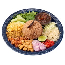 ข้าวคลุกกะปิเสิร์ฟพร้อมเครื่องเคียง 16 ชนิด