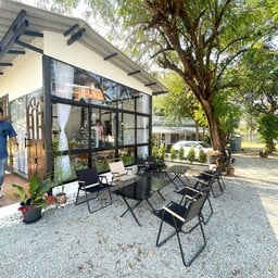 ข้างบ้าน คอฟฟี่&เบเกอรี่