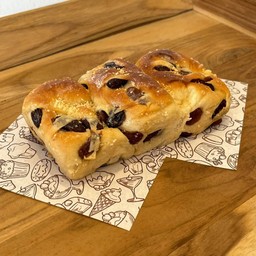 บ้านขนมปัว -