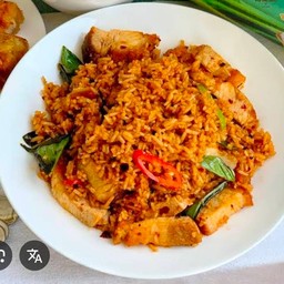 ข้าวคลุกน้ำพริกเผา