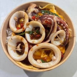 กะเพราแสบปาก🫦byบุ๋มบิ๋ม(สูตรน้ำซอสไม่เหมือนใคร) กระทุ่มแบนสายใยรัก