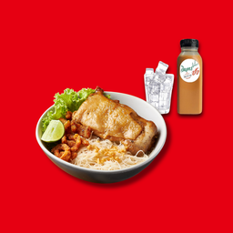 [Combo Set 1] หมี่ไก่ชิคชีค + น้ำชง