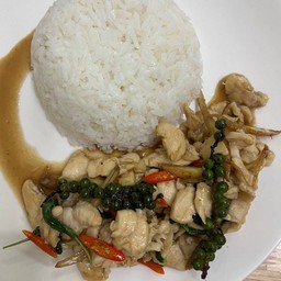 ผัดขี้เมาไก่