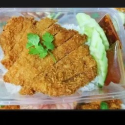 ข้าวไก่ทอด