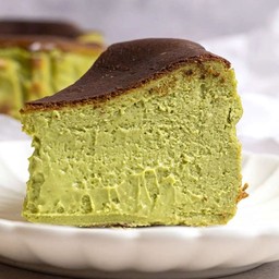 Matcha Basque burnt cheesecake
