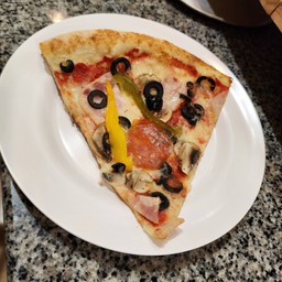 พิซซ่า บูนิซิโม้ สไลน์