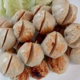 หมูปิ้ง ข้าวเหนียว  ไข่ปิ่งbyคุณต่วน