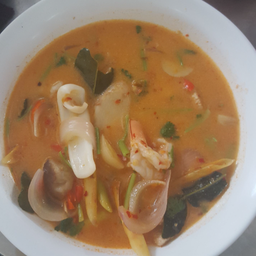 ต้มยำทะเลน้ำข้น