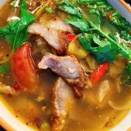 ต้มแซ่บคอหมูย่าง