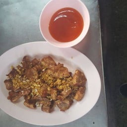 ไส้อ่อนทอดกระเทียม