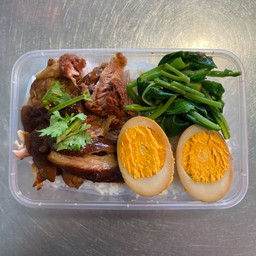 ข้าวขาหมูพร้อมไข่ เนื้อล้วน