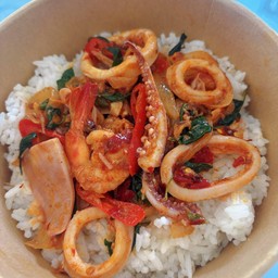 ข้าวทะเลผัดพริกเผา