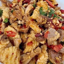 ผัดเผ็ดเนื้อเสือติดมัน.เป๋นกลับข้าว