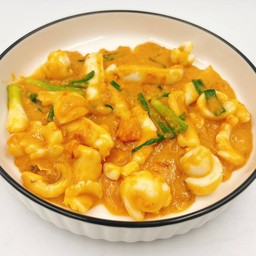 หมึกผัดไข่เค็ม