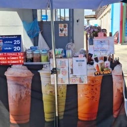 ยิ่งลักษณ์ กาแฟ ชาไทย