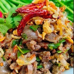 ลาบเป็ดราดข้าว