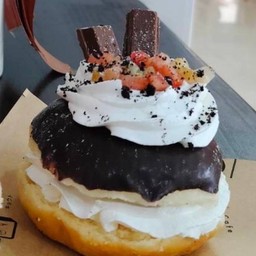 ช็อกโกแลตคิทแคทไส้วิปครีมนม