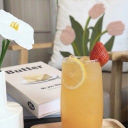 Christee cafe รองเมือง