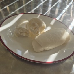 หมั่นโถว (Mantow)