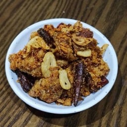 น้ำพริกหนังไก่กรอบ 30 กรัม