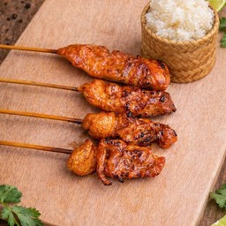 หมูปิ้งโบราณ-สามชั้นเสียบไม้